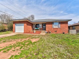314 E Hill Dr, Guthrie, OK 73044
