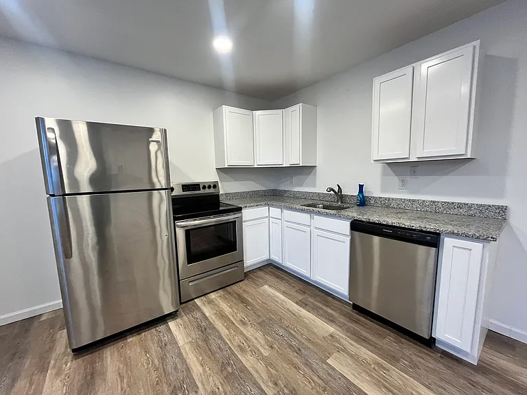 1020 Church St #1 — Photo 1