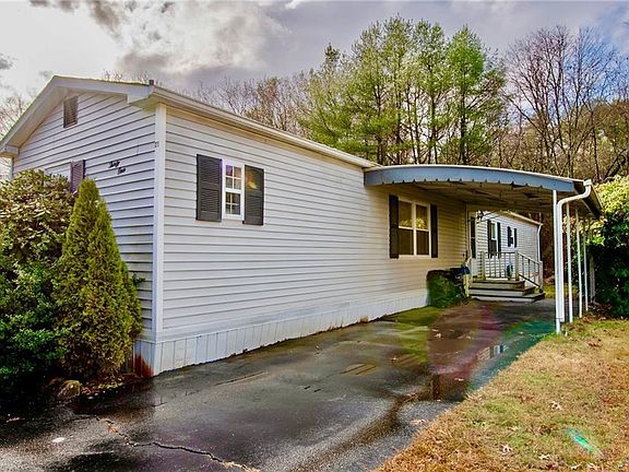 4th image of 31 Cantaberry Ln