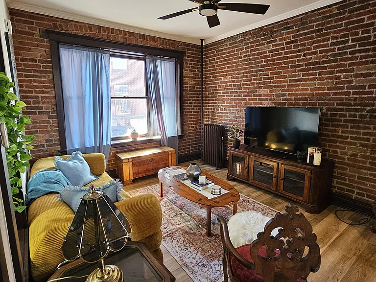1475 N Humboldt St #8 — Photo 1