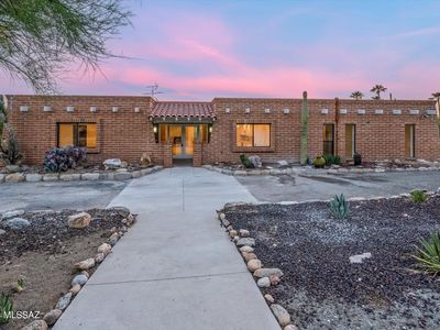 1730 E Skyline Dr, Tucson, AZ, 85718