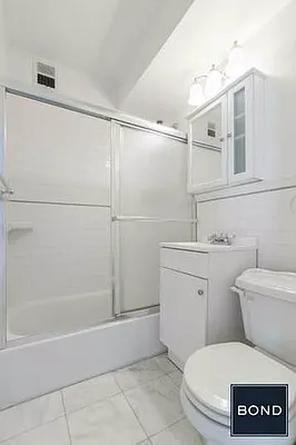 Rented by Bond New York | media 6