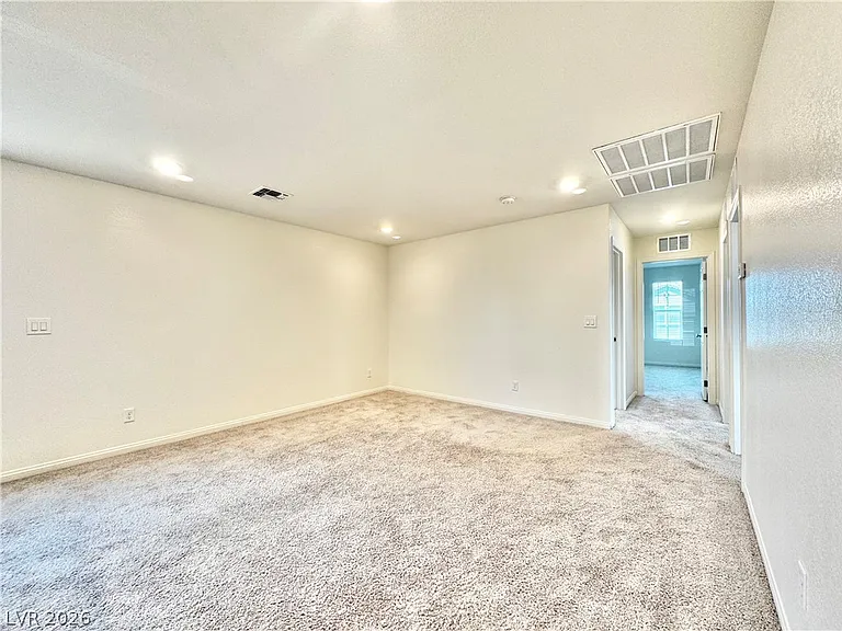4258 Tarim St — Photo 46