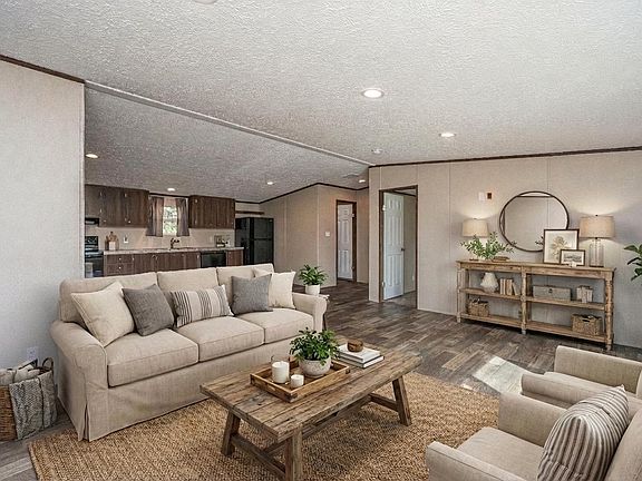 2nd image of 268 Rodeo Dr