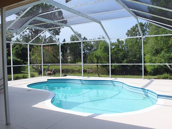 3rd image of 3678 Pendlebury Dr