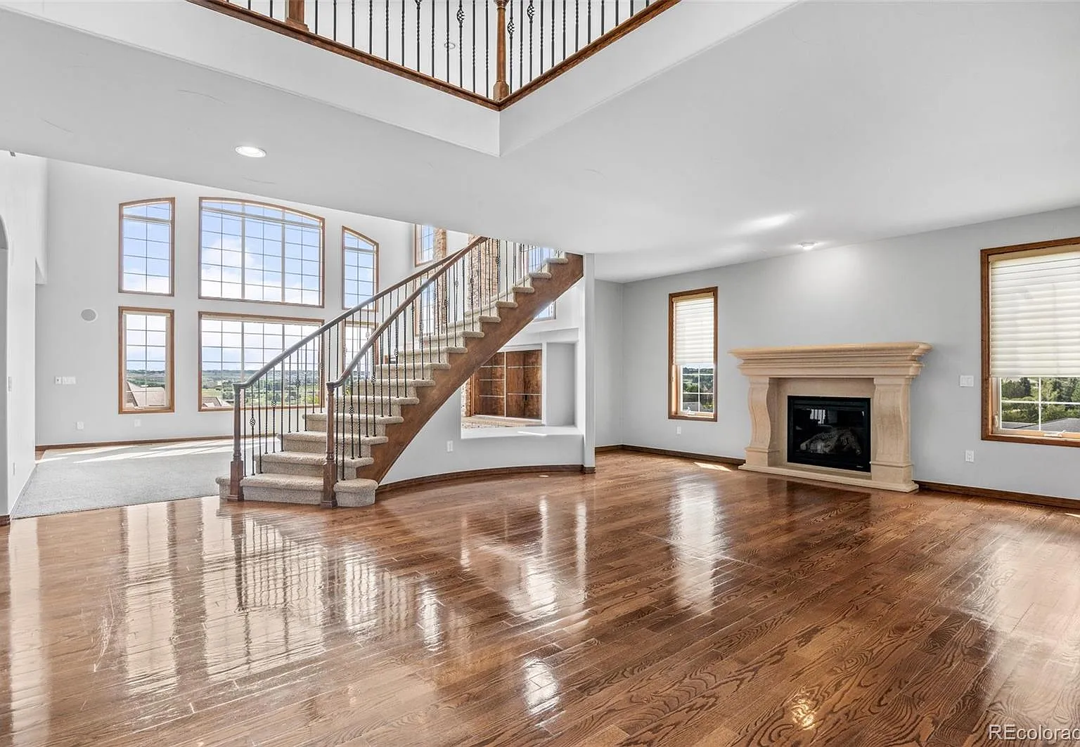 5 bed, 6.5 bath, 7405 sqft, $6,500 — Photo 4