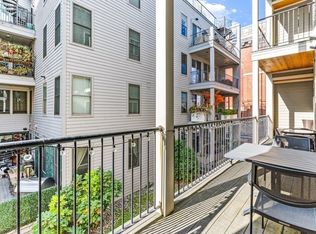 637 E 1st St UNIT 104, South Boston, MA 02127