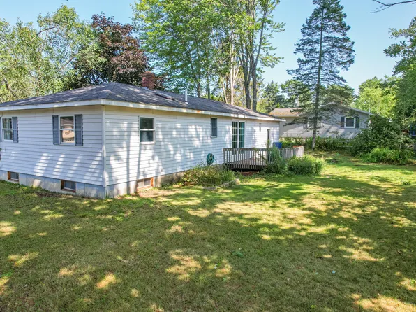 18 Bartholomew Street, Lisbon, ME 04250