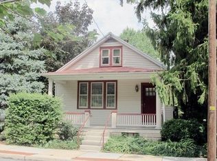 125 W Lemon St, Lititz, PA 17543