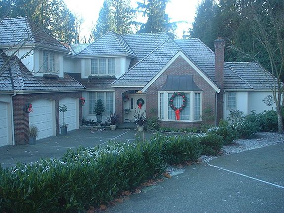 2nd image of 4902 162nd Ct NE