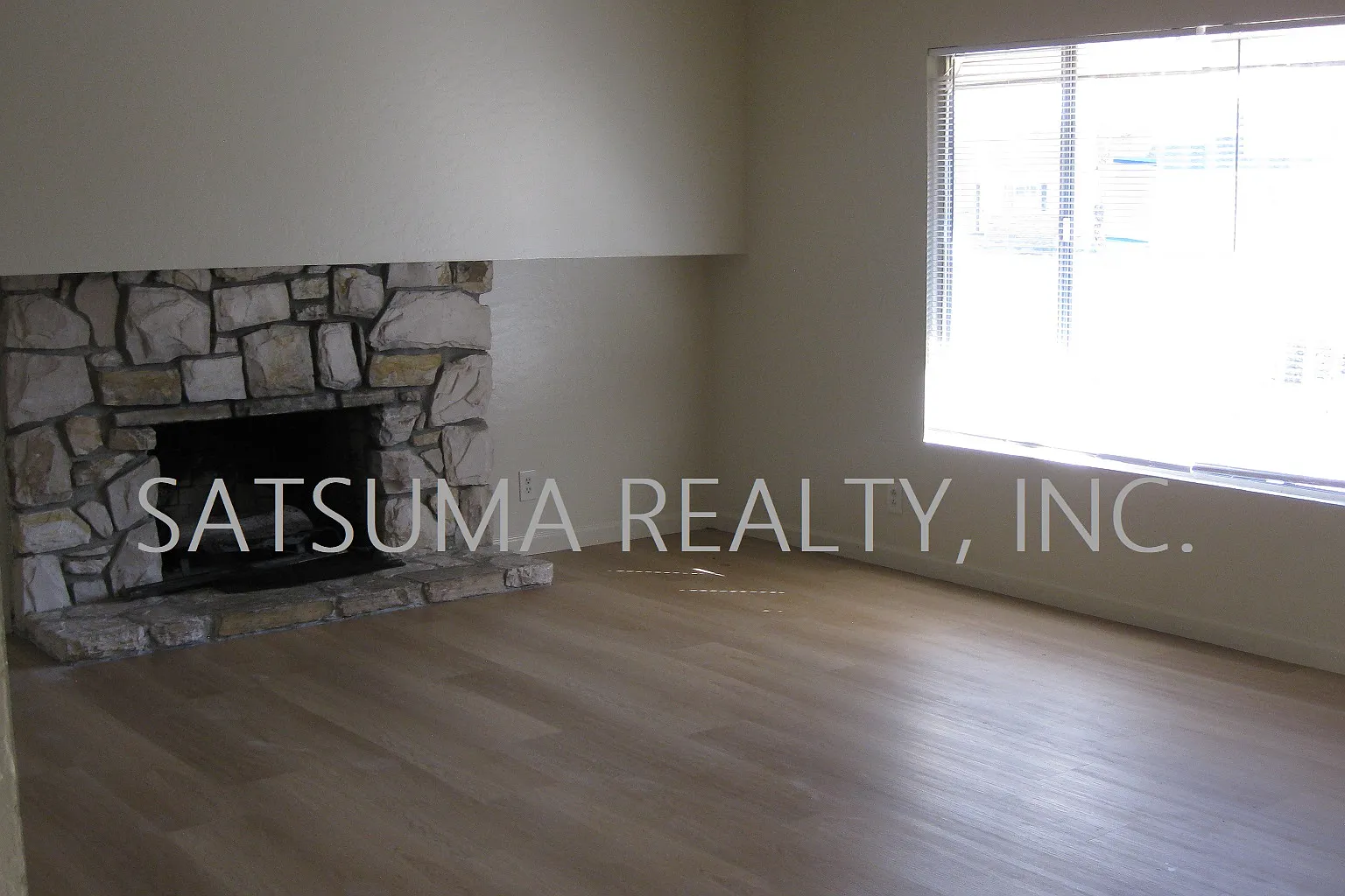 1010 W Alisal St — Photo 1