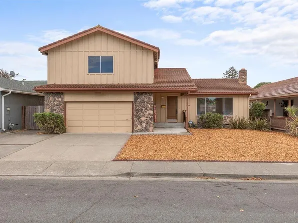 1320 Ponderosa Drive, Petaluma, CA 94954
