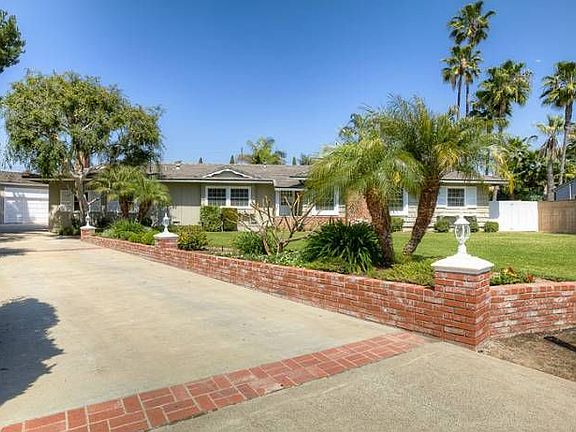 2nd image of 1381 Lucinda Way