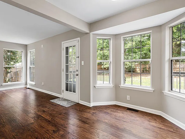 209 Trailview Dr — Photo 7