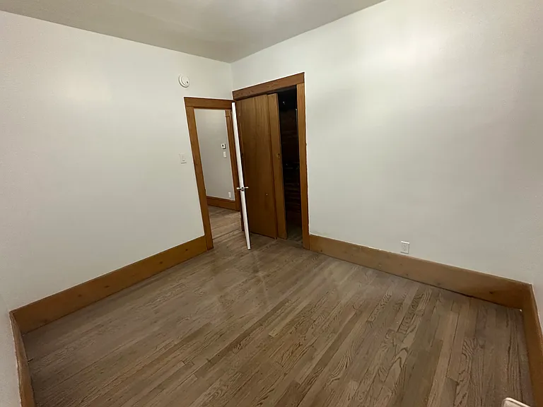 685 Washington Ave #1 — Photo 9