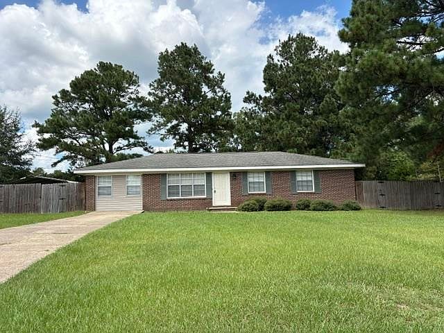 1st image of 506 Peach Ave