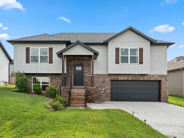 1106 S Strait Avenue, Ozark, MO 65721