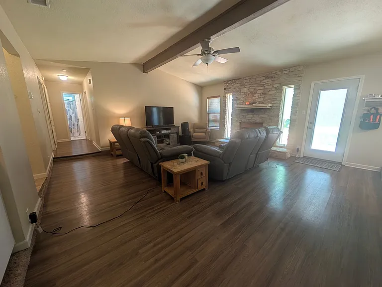 13202 Rampart St — Photo 5