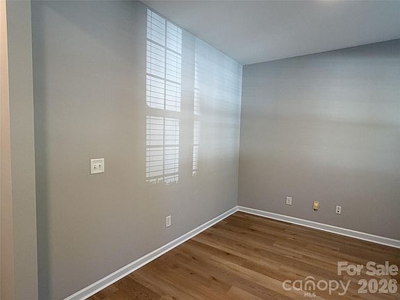 4th image of 9974 Evergreen Terrace Dr