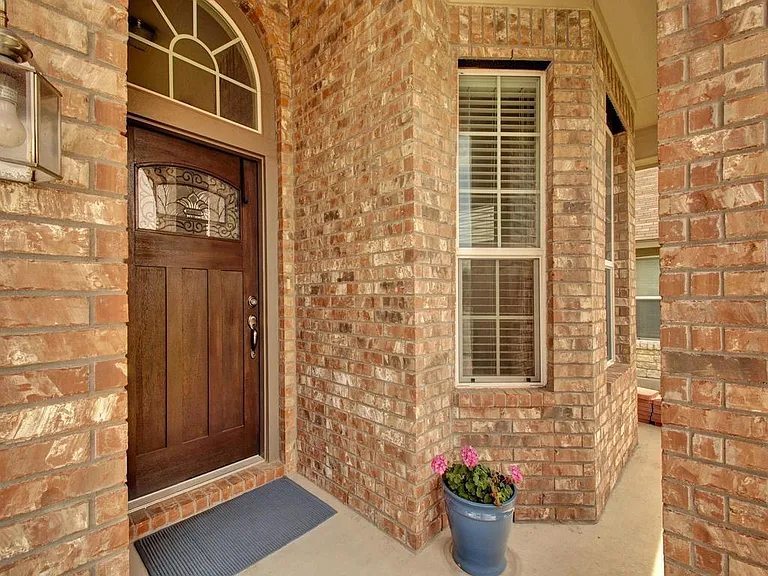 13900 Marathon Rd — Photo 4