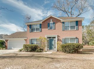 27 Cobblestone Ct, Savannah, GA 31419