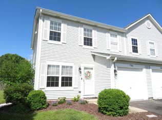 746 S Bayles Dr, Romeoville, IL 60446