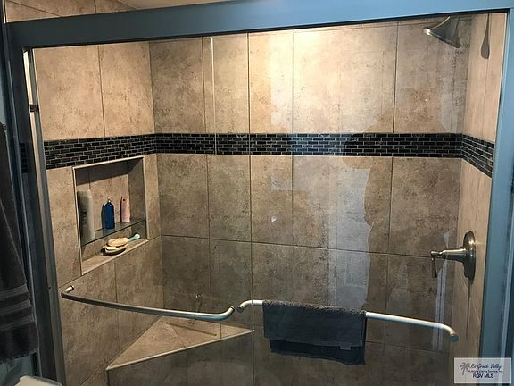 5th image of 3113 Laguna Blvd APT 214
