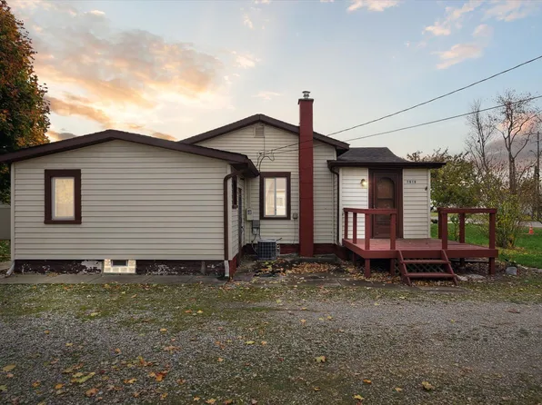 7916 Swan Creek Rd, Newport, MI 48166