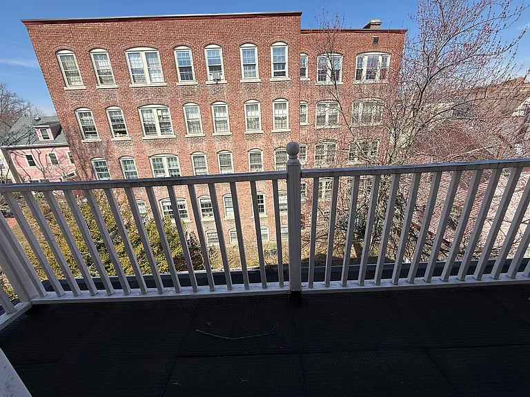 1 Langdon Sq #6A — Photo 10