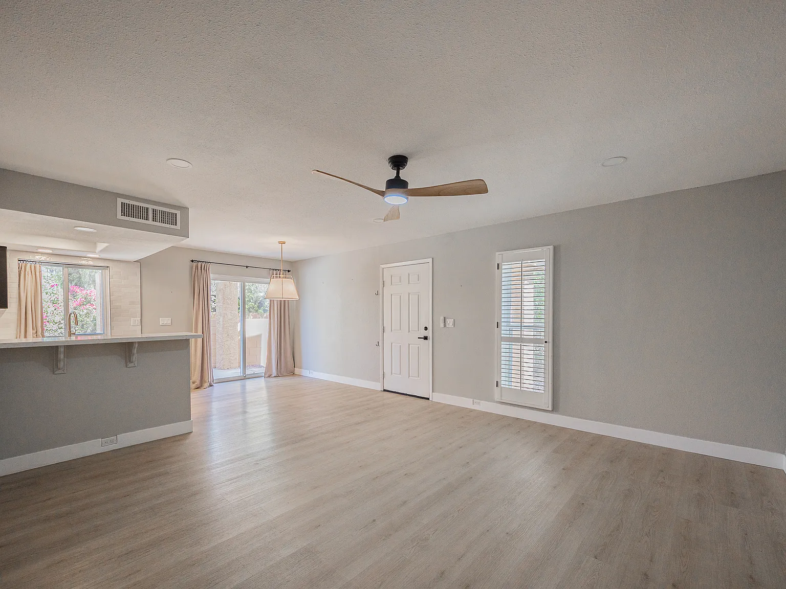 10407 N 10th Place Unit 1, Phoenix Az — Photo 4