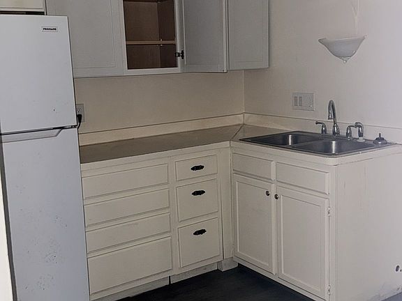 4th image of 6400 Gracely Dr #6390