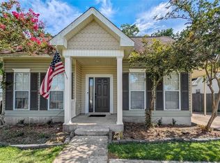 2735 Village Ct, Marrero, LA 70072