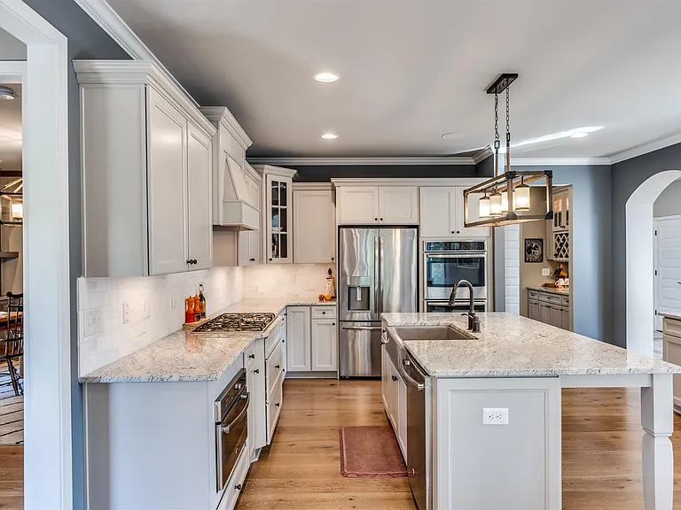 721 Harper Ln — Photo 5