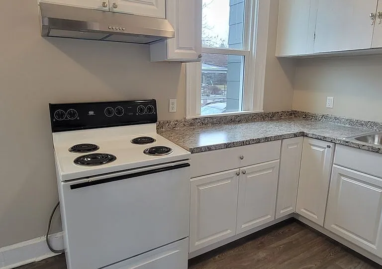 301 Park Ave #2 — Photo 2