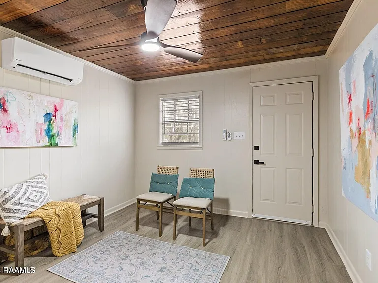 328 Theodora Blvd #1/2 — Photo 3