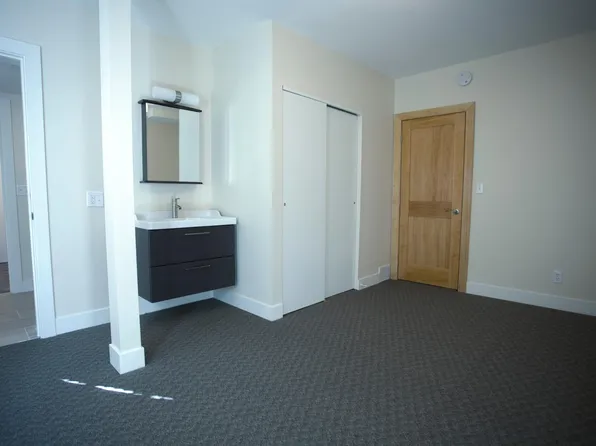 3008 NE 117th St, Seattle, WA