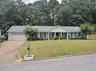 5508 James River Dr, Northport, AL 35473