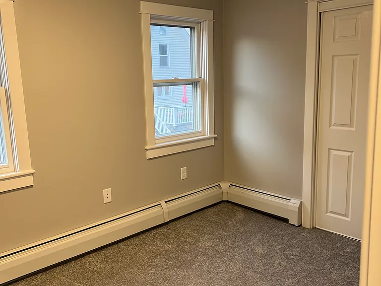 235-25 Albin St #23.5-25 — Photo 28