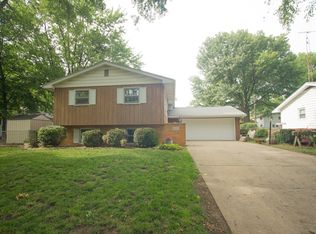 108 Collier Dr, Springfield, IL 62704