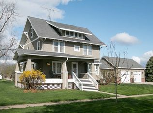 410 N Fulton St, Keota, IA 52248