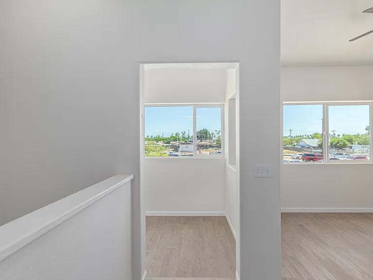 Myrtle Townhomes — Photo 9