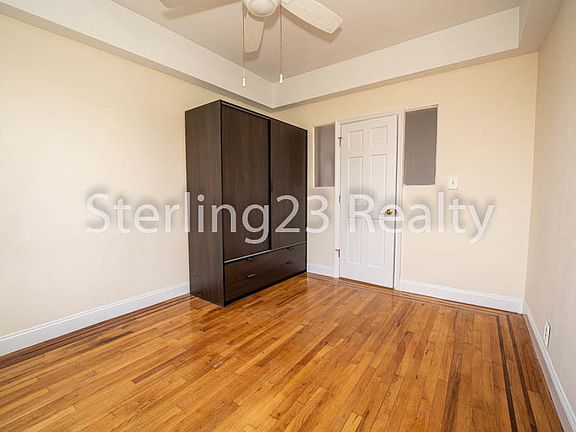 4th image of 25-29 45th St #2B