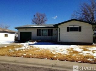 167 Fordham Cir, Pueblo, CO 81005