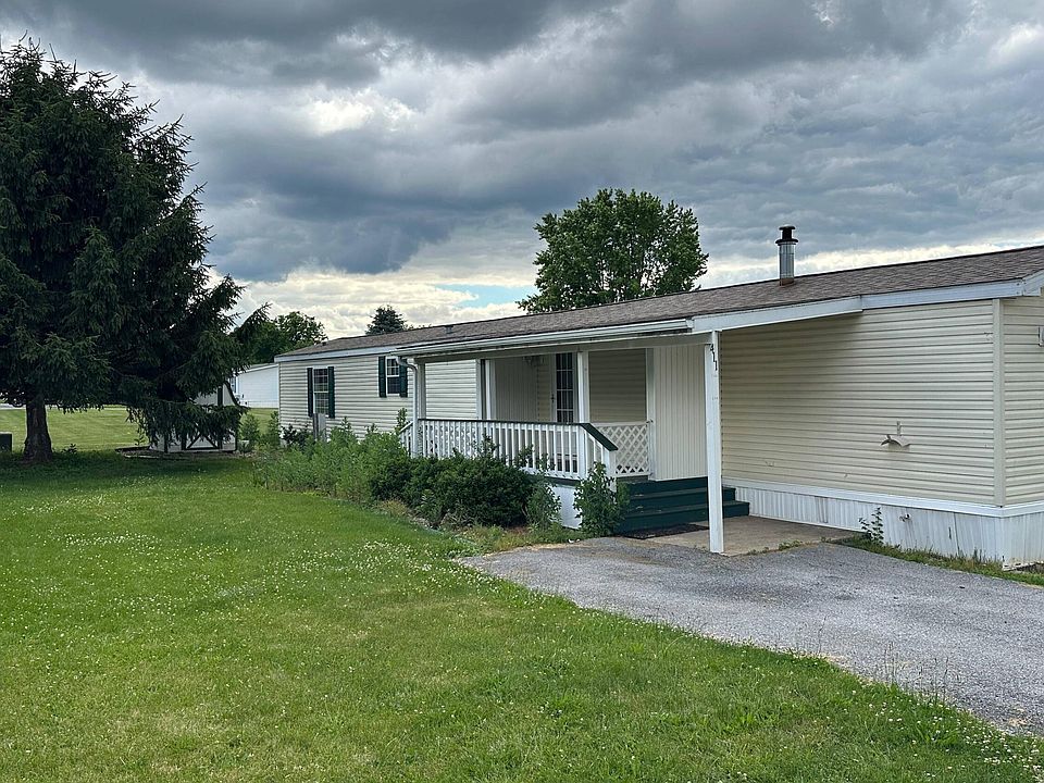 1st image of 411 Brumbaugh Ln