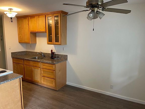 3rd image of 1747 Ross Cir #1