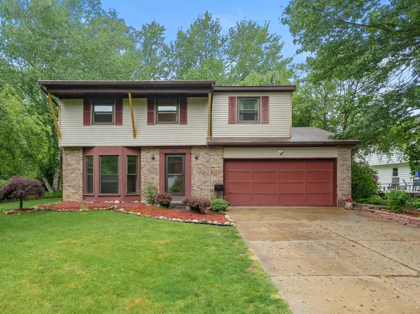 823 Newgate Rd, Kalamazoo, MI 49006