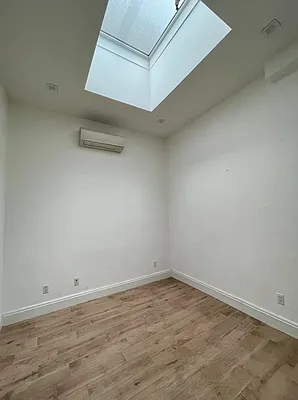 Rented by Carnegie Management Inc | media 6