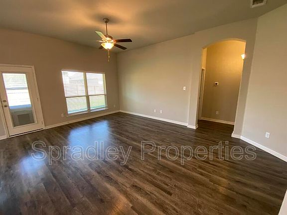 5th image of 1115 Kiskadee Branch Dr