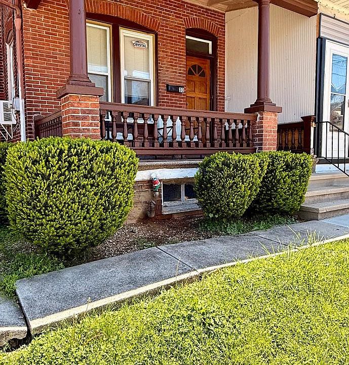 1st image of 33 S Sterley St