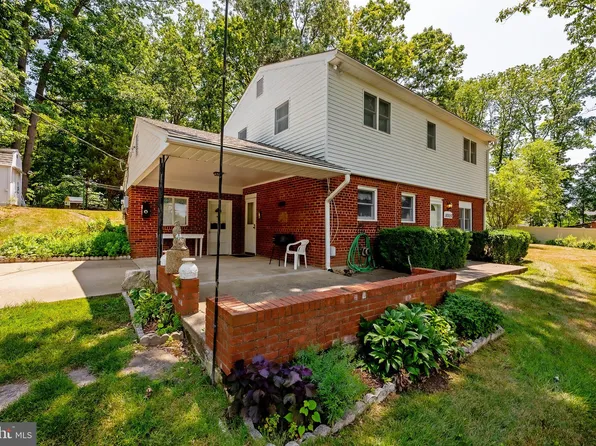 18920 Barnette Cir, Triangle, VA 22172